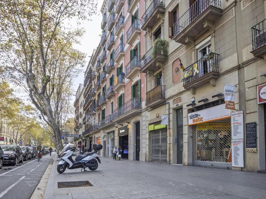 ¡Apartamento En El Centro De Barcelona! Extérieur photo